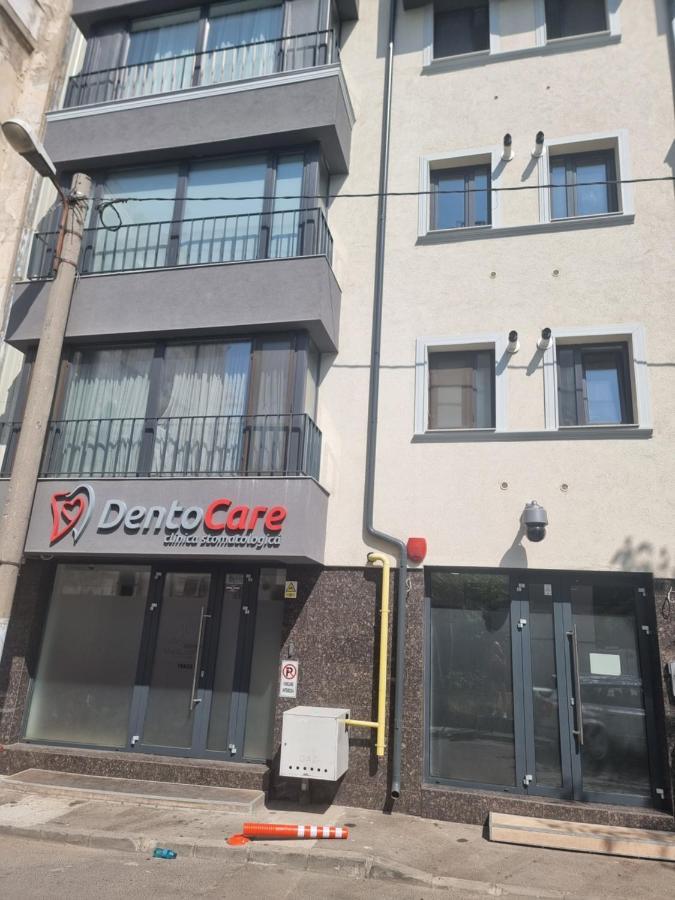 Ris Studio Dublu Universitate, Centrul Vechi Букурещ Екстериор снимка